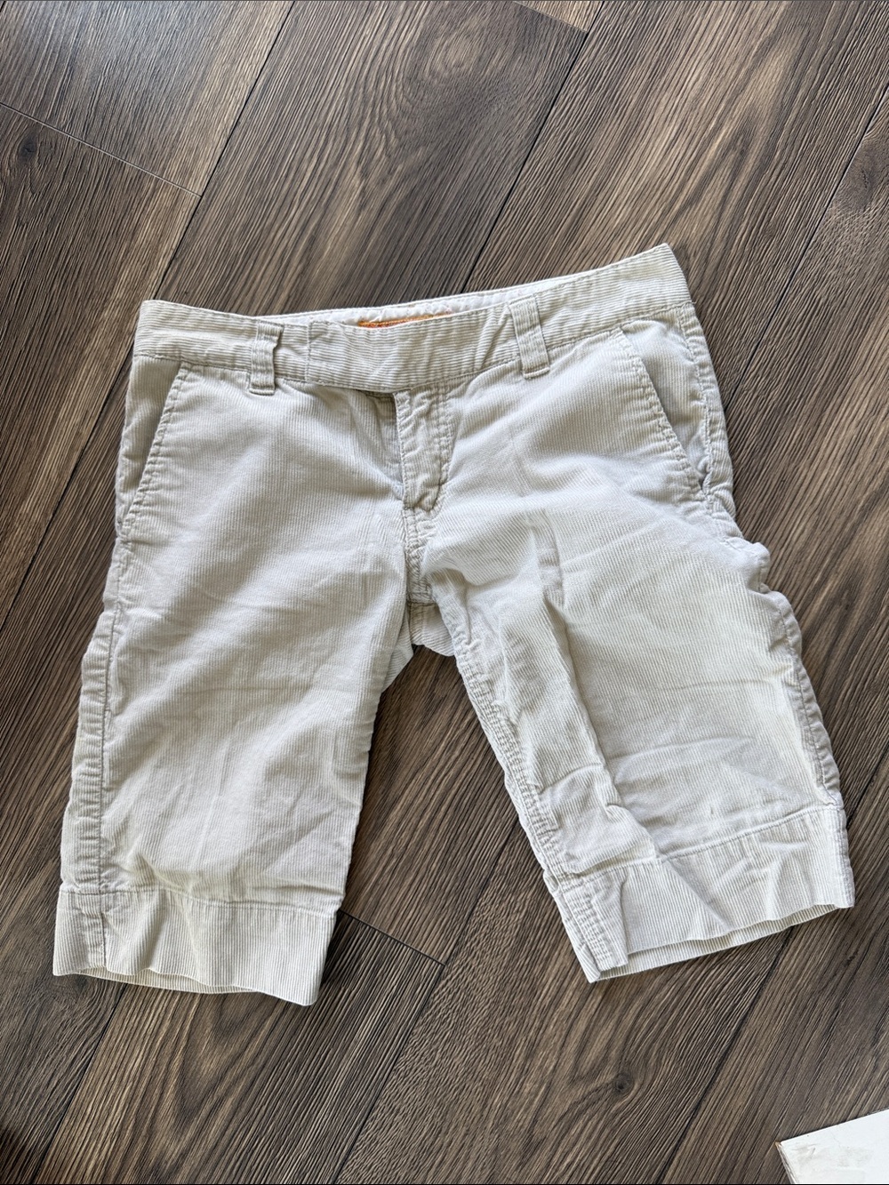 Roxy Cream Flat-Front Cotton Shorts low rise jorts Bermuda shorts